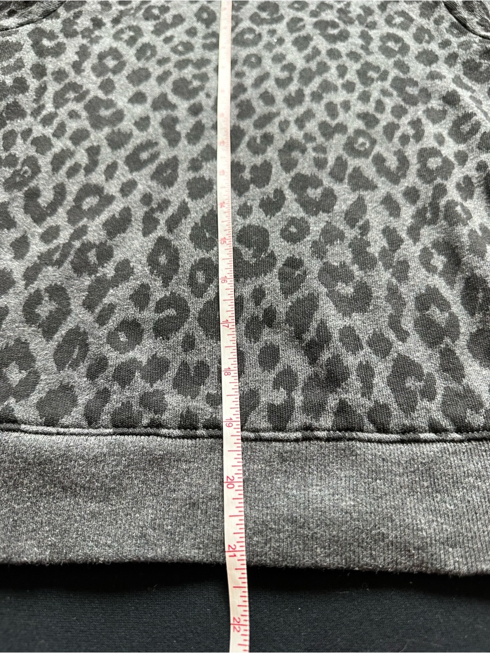 Goldie Heather Gray Leopard Print Puff Sleeve Top Peru Cotton XS animal print - Picture 9 of 11